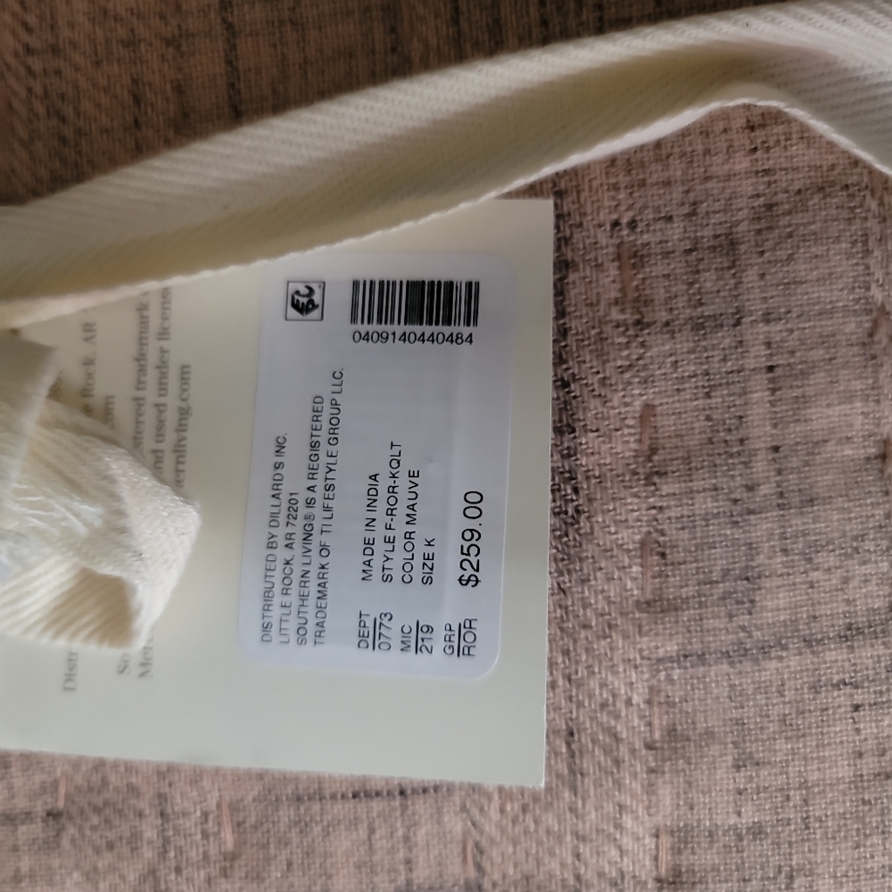 Southern Living Simplicity Collection Rory Quilt - Picture 6 of 8